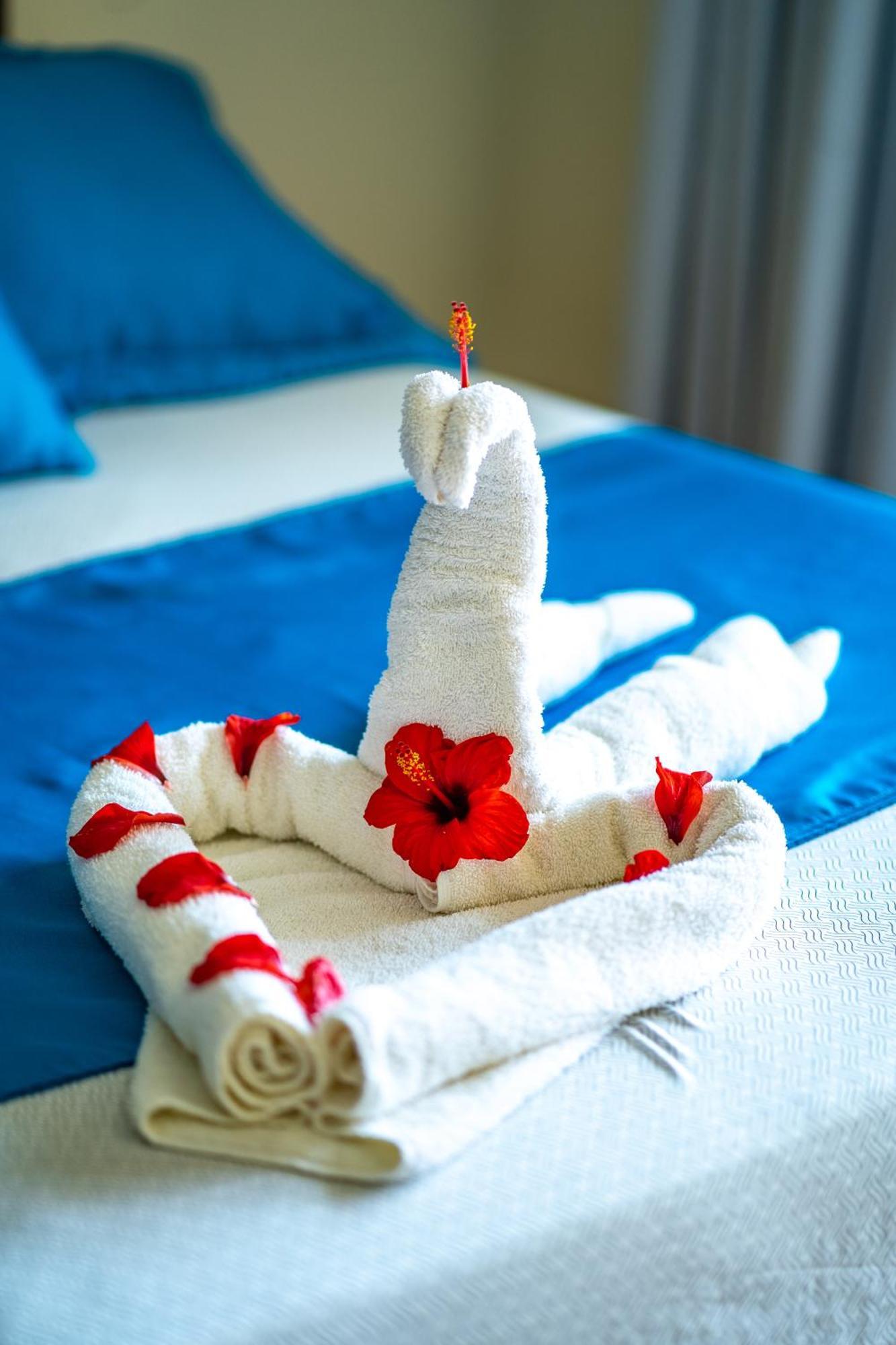 Agualina Kite Hotel Oceanfront Apartments Cabarete Zewnętrze zdjęcie